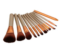 Set of 12 Makeup Brushes – Wooden Handle &amp; Metal Pouch