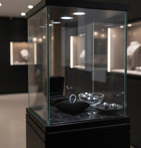 Row Diamond Ring – Red Sapphire Look (Platinum-Plated 925)